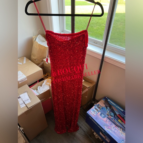 BLOGGERS FAV ZARA RED SEQUIN STRAPPY DRESS - Picture 3 of 8